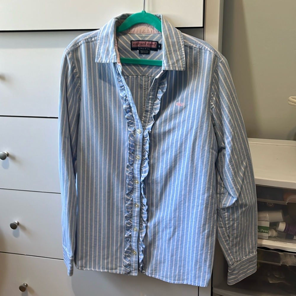 Vineyard Vines collared shirt